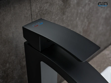 Смеситель Gid Cascada Victoria L120-BM-D (L120BMD) на столешницу черный матовый