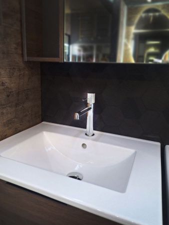 Смеситель AltroBagno Intento AltroBagnoIntento0126Cr на раковину хром