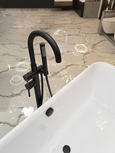 Смеситель для ванны AltroBagno Metropoli AltroBagnoMetropoli020202NeOp напольный черный матовый - фото 5