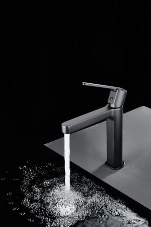 Смеситель AltroBagno Unione AltroBagnoUnione0136MB на раковину черный