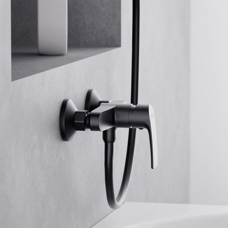 Смеситель для душа Damixa Eclipse 2.0 482000300 настенный черный