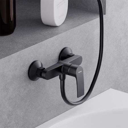 Смеситель для душа Damixa Eclipse 2.0 482000300 настенный черный