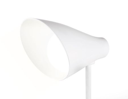 Настольная лампа Ambrella Light Desk (Деск) DE705