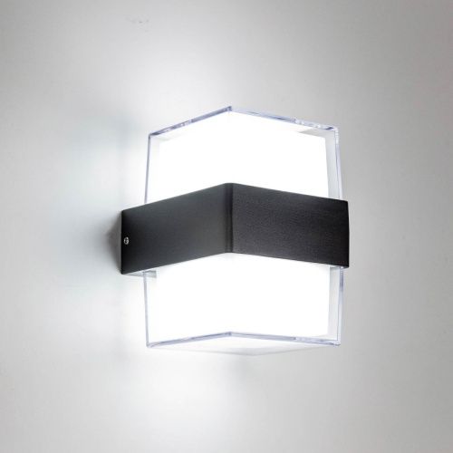 Уличный настенный светильник Citilux Garda (Гарда) CLU0009K - фото 3