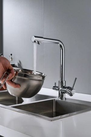 Смеситель для кухни Shevanik S328 на мойку хром