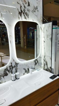 Зеркало с подсветкой Art&Max FORLI AM-For-650-800-DS-F 70х80 подвесное