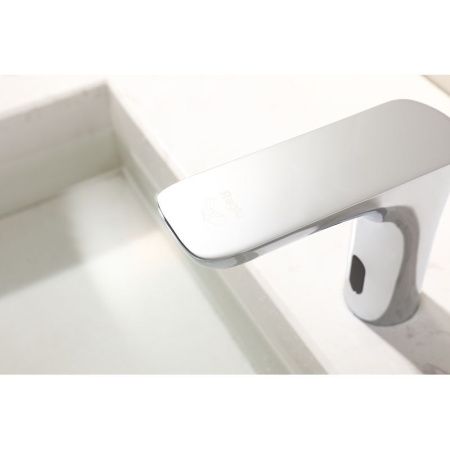 Смеситель Raglo R03 R03.17 на раковину хром