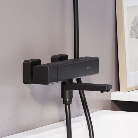 Смеситель для ванны и душа Damixa Gala 533000300 настенный черный с термостатом