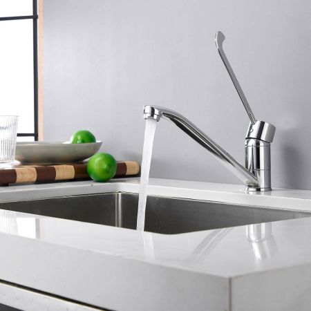 Смеситель для кухни BELZ B70019 на мойку хром