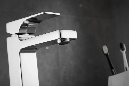 Смеситель Rose R1001-1 на раковину хром - фото 4