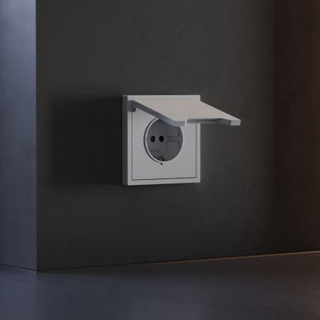 Накладка для розетки с заземлением, защитными шторками и крышкой VOLTUM S70 VLS000816
