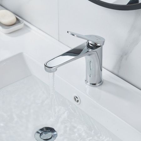 Смеситель Shevanik S6201 на раковину хром