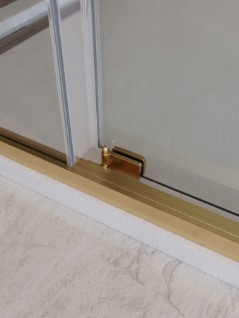 Душевая дверь Cezares LUX LUX-B-FS-11-120-C-BORO 120х195 стекло прозрачное профиль золото