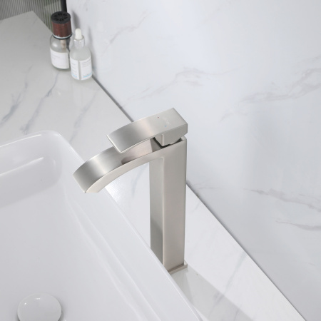 Смеситель ABBER Wasserfall AF8611SP на раковину/столешницу сатин