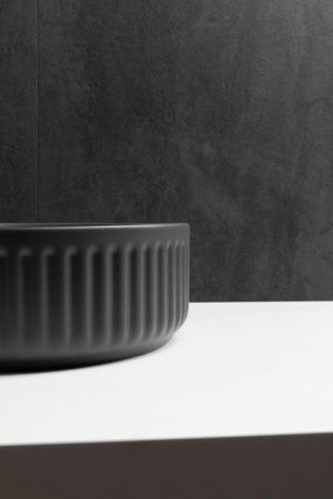 Раковина керамическая Allen Brau Fantasy 4.11032.AN 40х40 накладная цвет черный без отверстий под смеситель